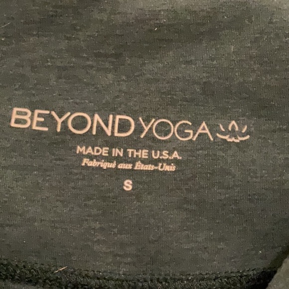 BEYOND YOGA DARK DARK EVEREST GREEN
LEGGINGS SM - Picture 7 of 7